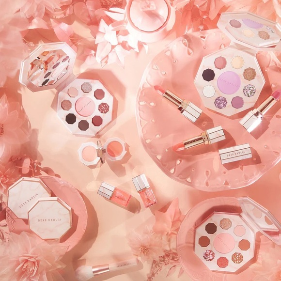 DEAR DAHLIA Diadalia Blooming Edition Secret Garden Palette Tea Party - Picture 8 of 12